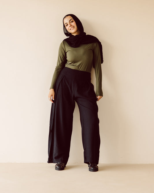 Black wide leg pants