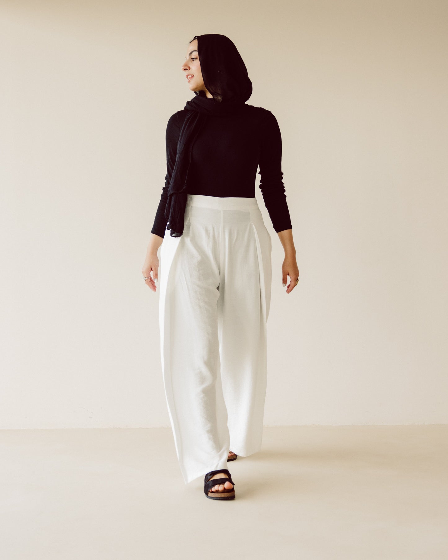 White wide leg pants