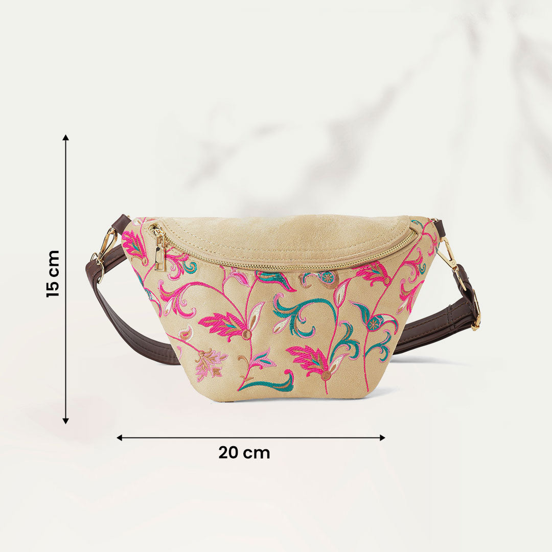 Fanny pack off white with embroidery