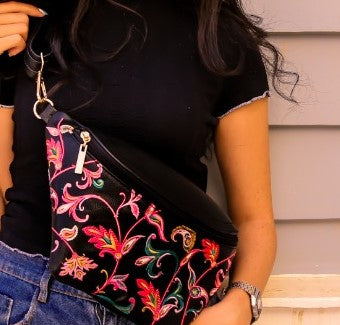 Fanny pack Black with colorful Flowers