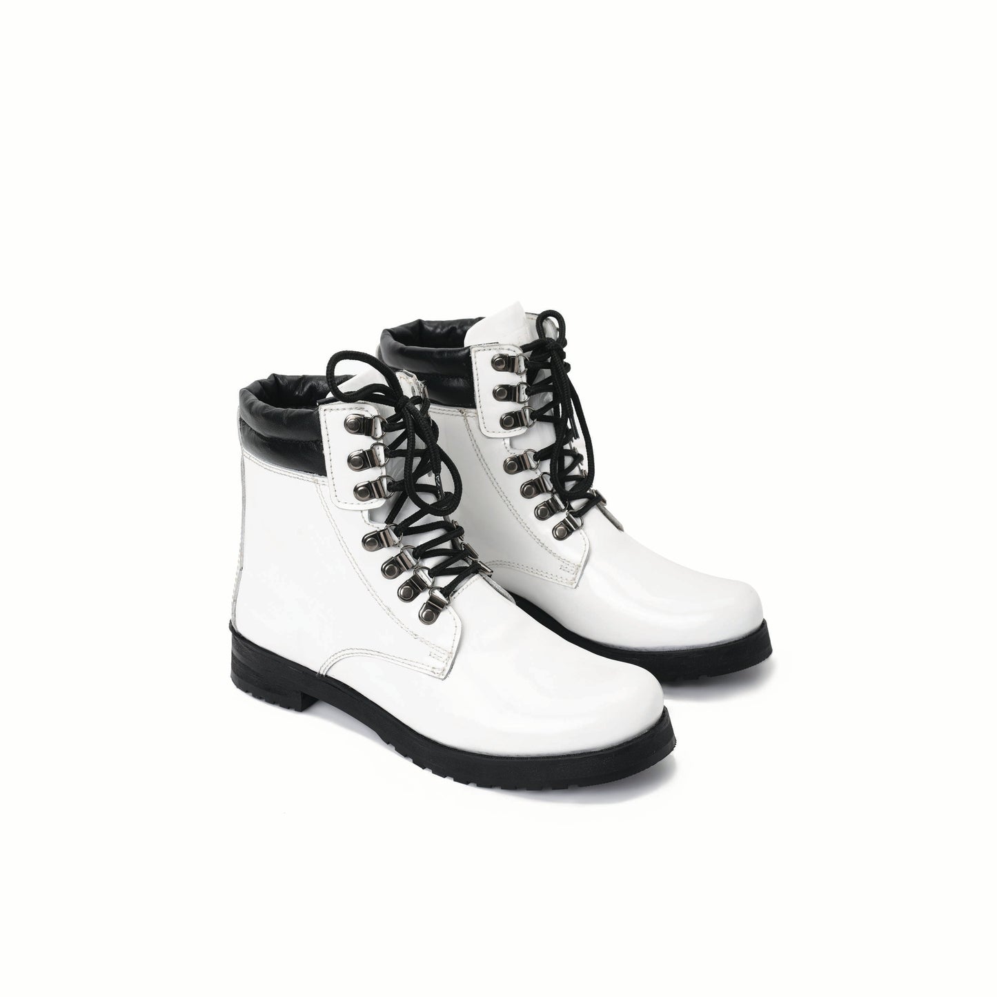 Boots Mirror white